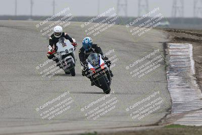 media/Nov-29-2025-TrackDaz (Sat) [[10ae2d9bce]]/B Group/Session 3 (Outside Grapevine)/